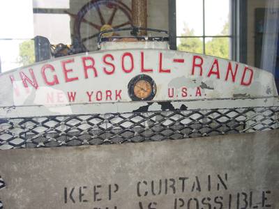 Granma and Granpa 2003 At the River 036